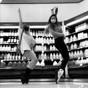 Meet your Posher, Casey